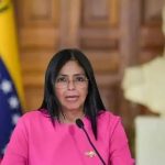委内瑞拉再生变！女代总统喊话美国，短短3个字，特朗普没想到