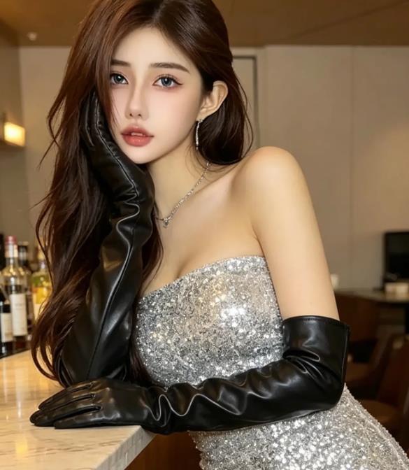 救命！这才是性感的天花板｜奶白战袍杀疯整个朋友圈